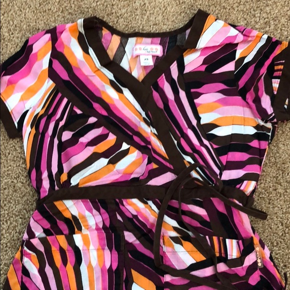 Nursing scrub tops - Picture 5 of 5